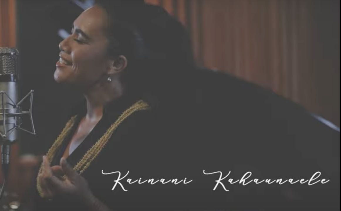 ’Auana Hula - NO PIHEMANU