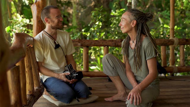 02 Portraits of a stranger