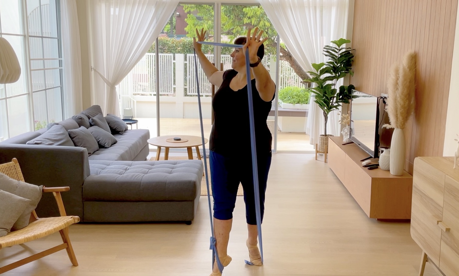 FM Band Warm Up Plié 1