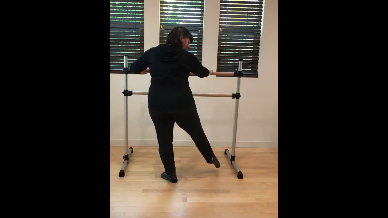 L 1 Ballet Barre Degagé combo 1 no music