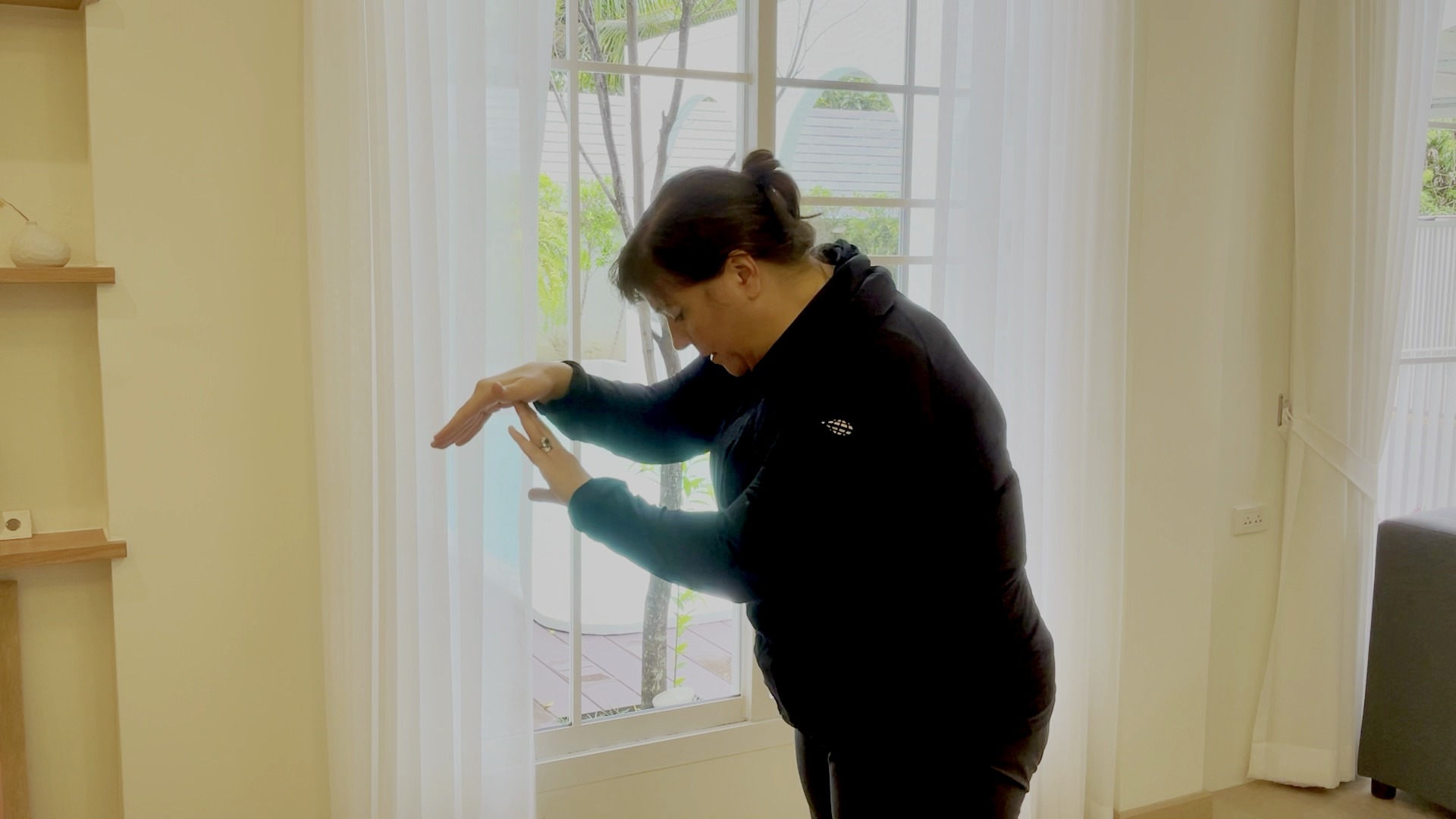 Feel Good Friday-Spinal Roll Down