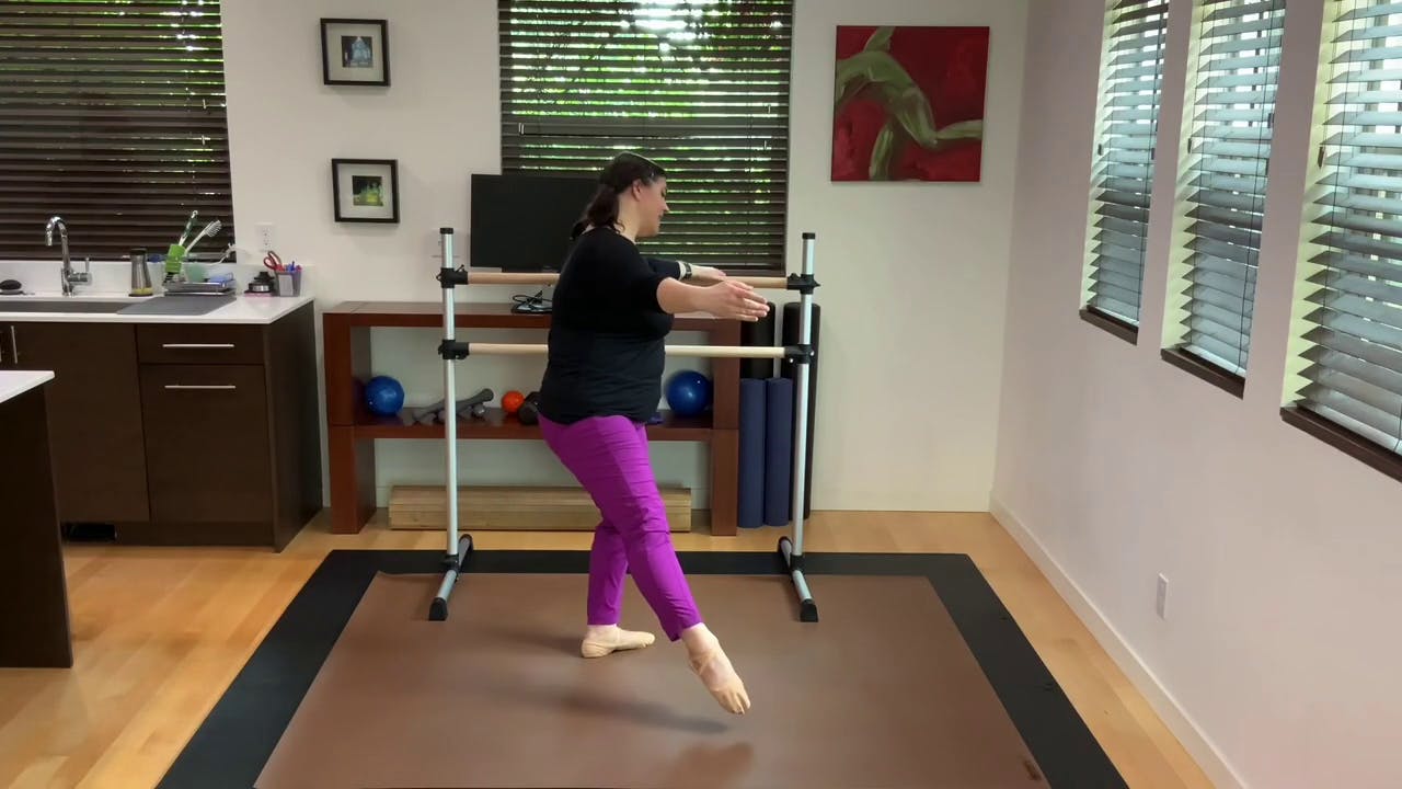 L 1.5 Ballet Barre Frappé 2 L 1.5 Ballet Barre 2 and Center Combo 4