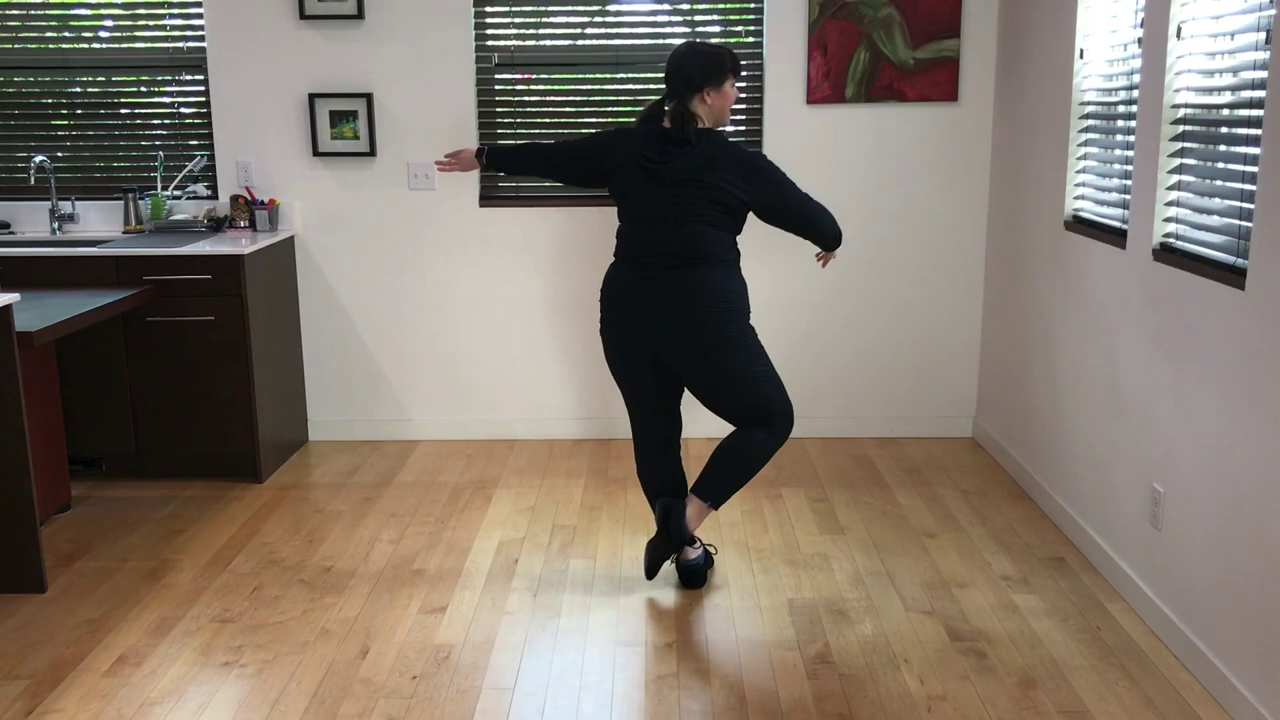 L 1 Ballet Pas de Bourrée at Center