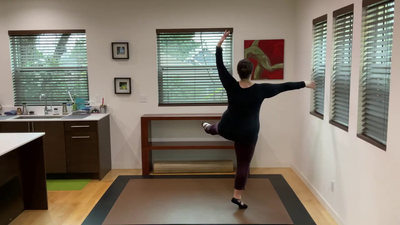 L 1.5 Ballet Barre 3 and Center Combo 5