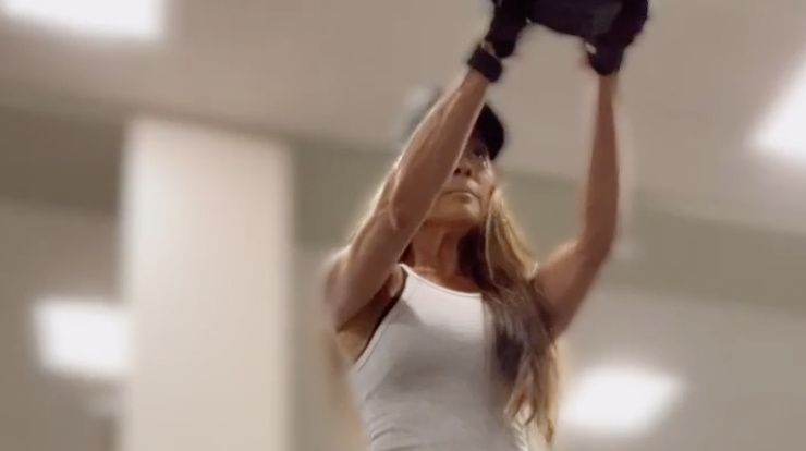 Shoulders - Anterior Delts - Demo: 1 Weight Front Raises