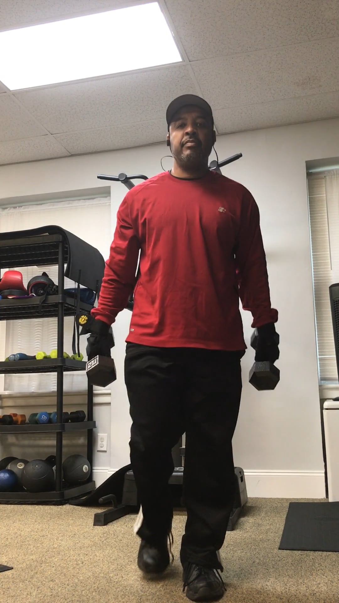 Reverse Lunge & Bicep Curl