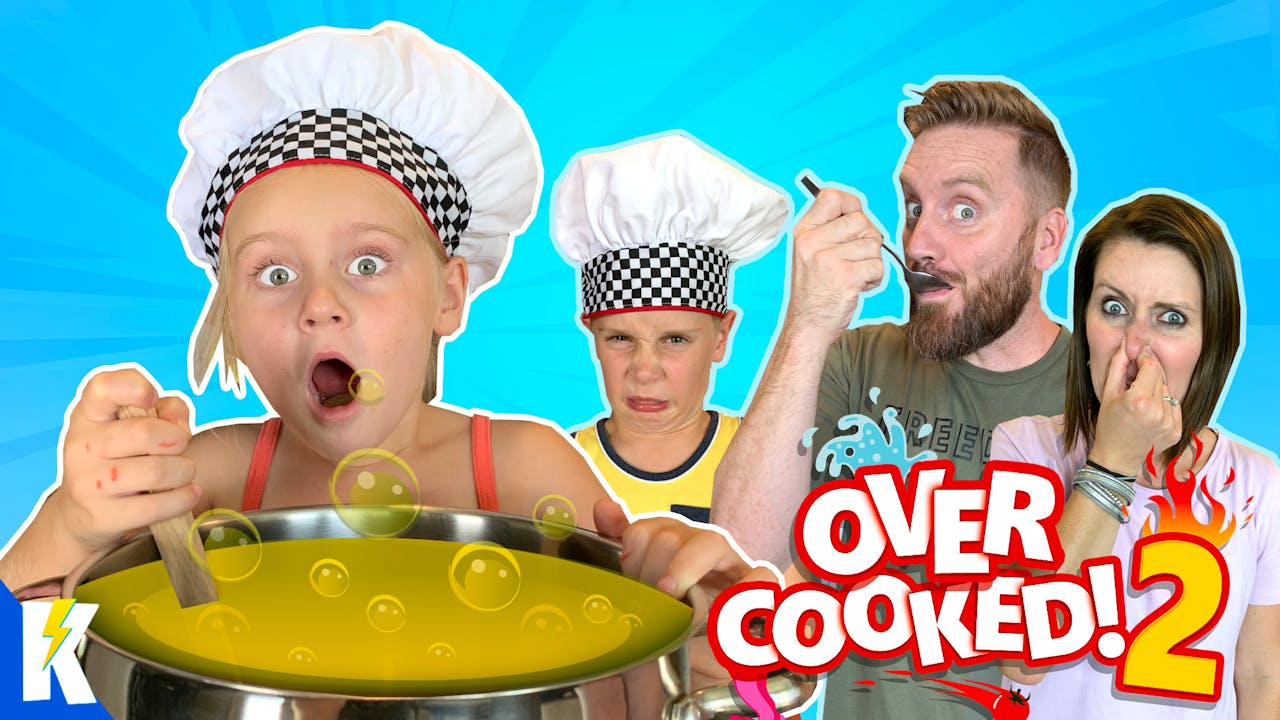 Ava is a Crazy Cook! (Overcooked Family Battle) - FEATURED VIDEOS - KidCity