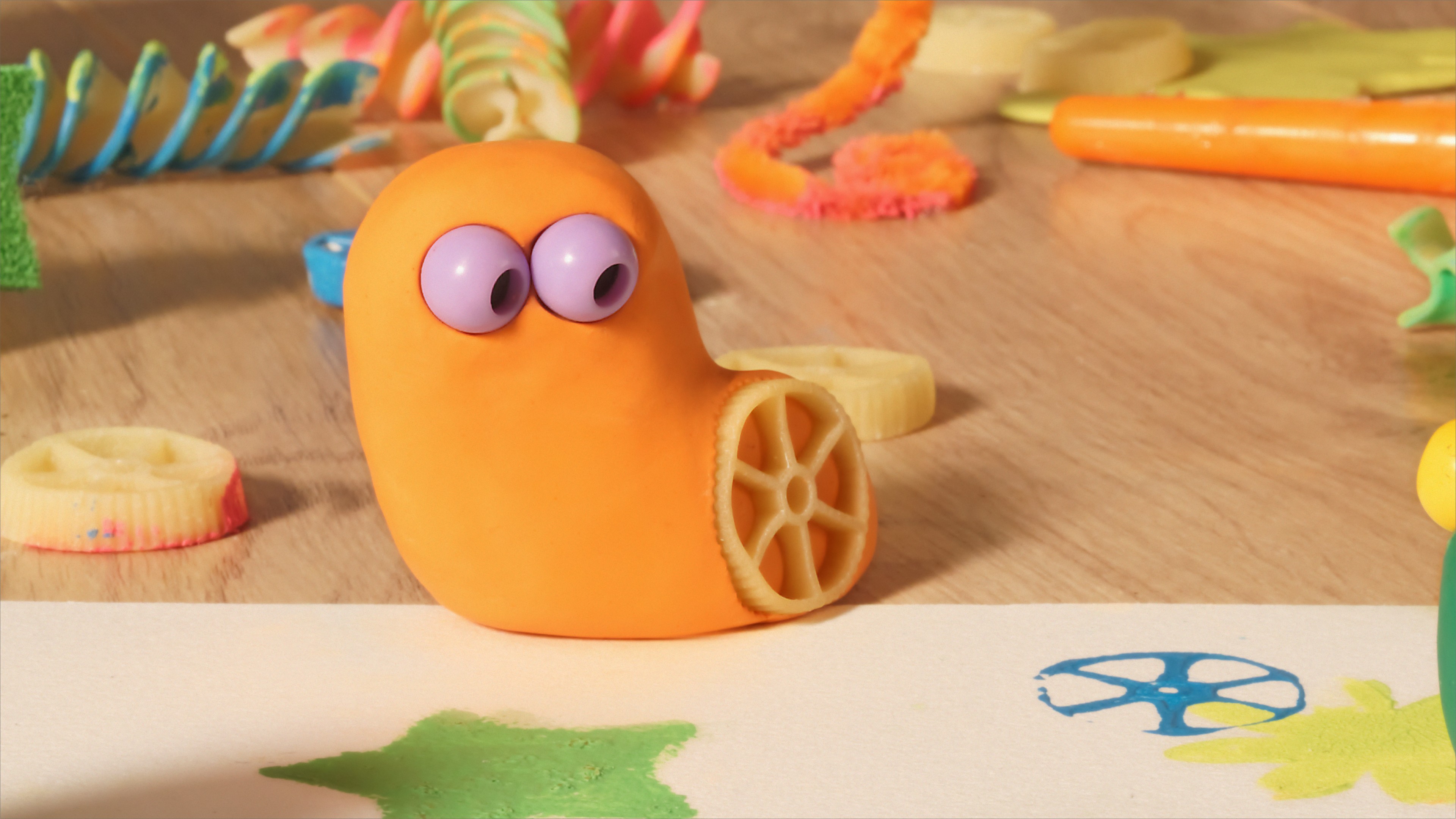 Very Small Patterns | Autumn Leaves | Funny Mirrors