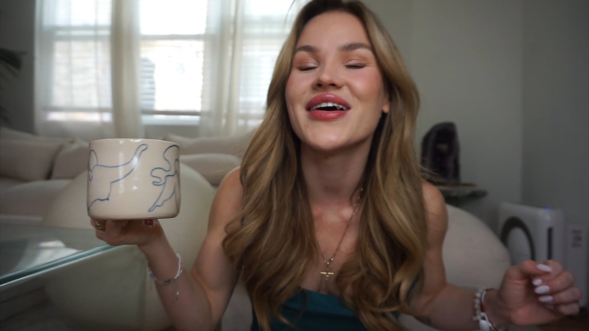 15 Minute Morning Meditation to Connect with Your Feminine Essence 