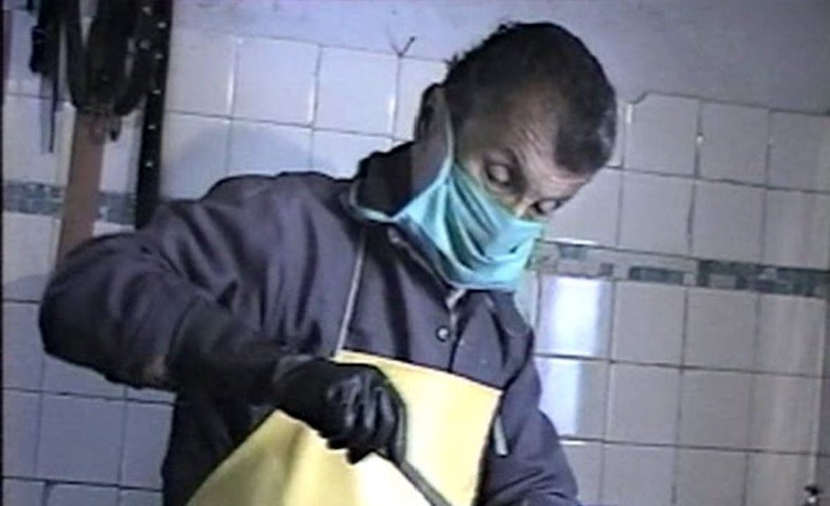 Ороско бальзамировщик. Исса ороско модель. Ороско бальзамировщик. Ороско бальзамировщик. Ороско бальзамировщик кадры.