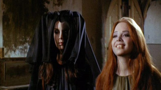 Werewolf vs Vampire Woman