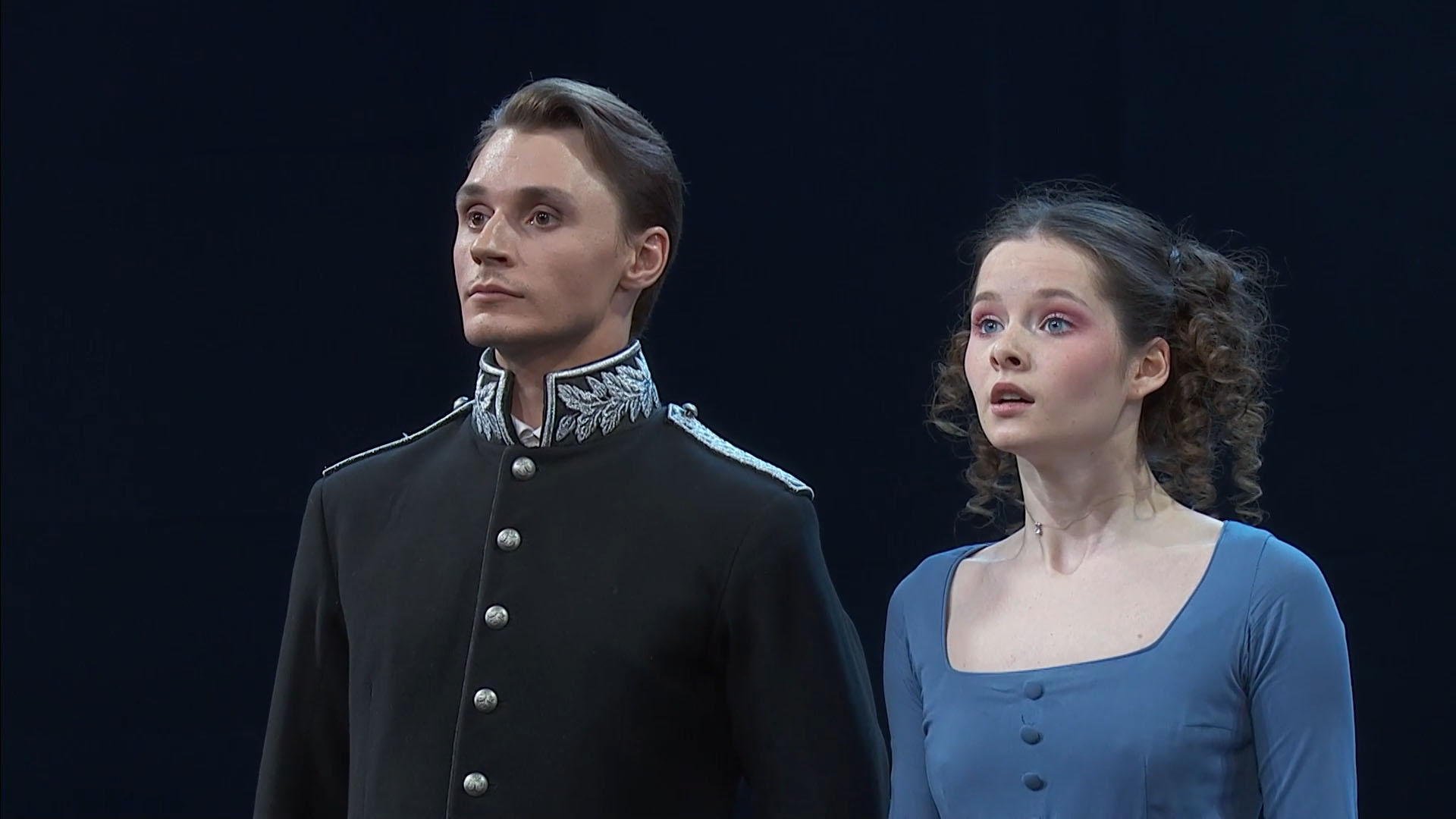 ВОЙНА И МИР. Римас Туминас