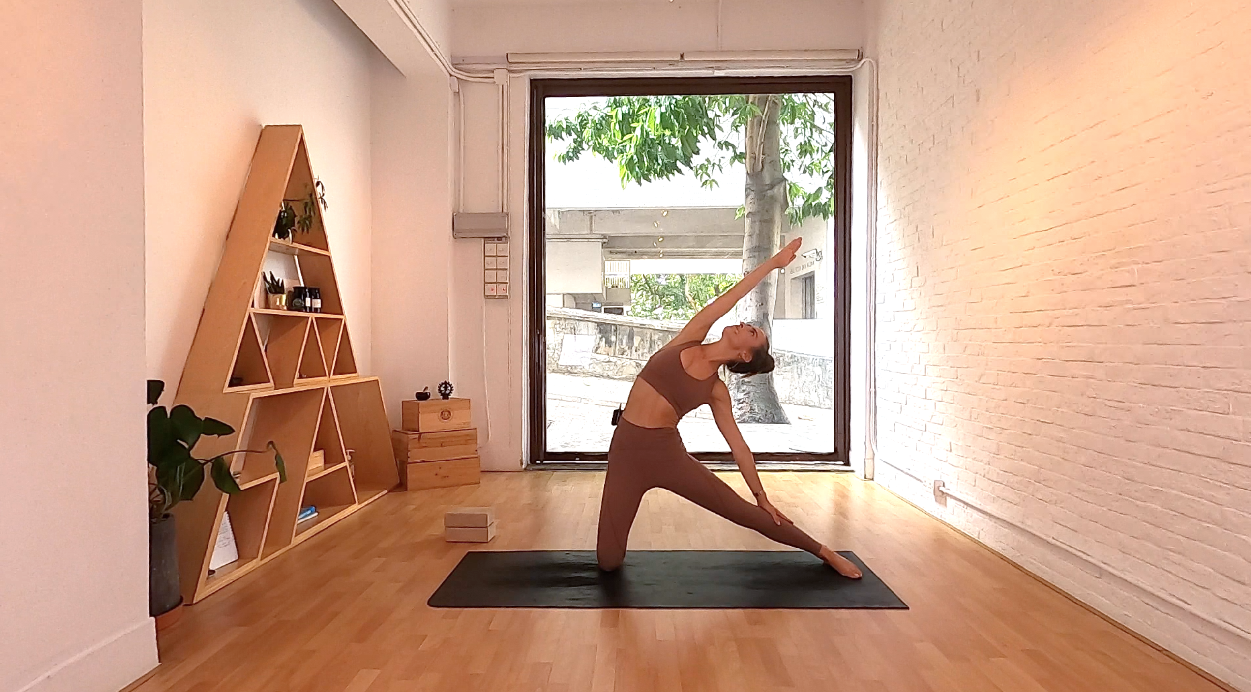 Midday pick-me-up I Tara