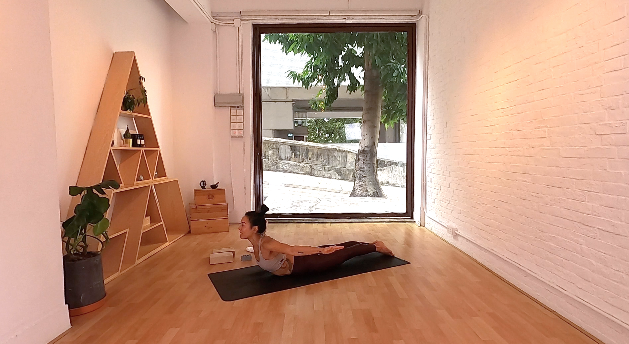 Sculpt (Back) I Cristina