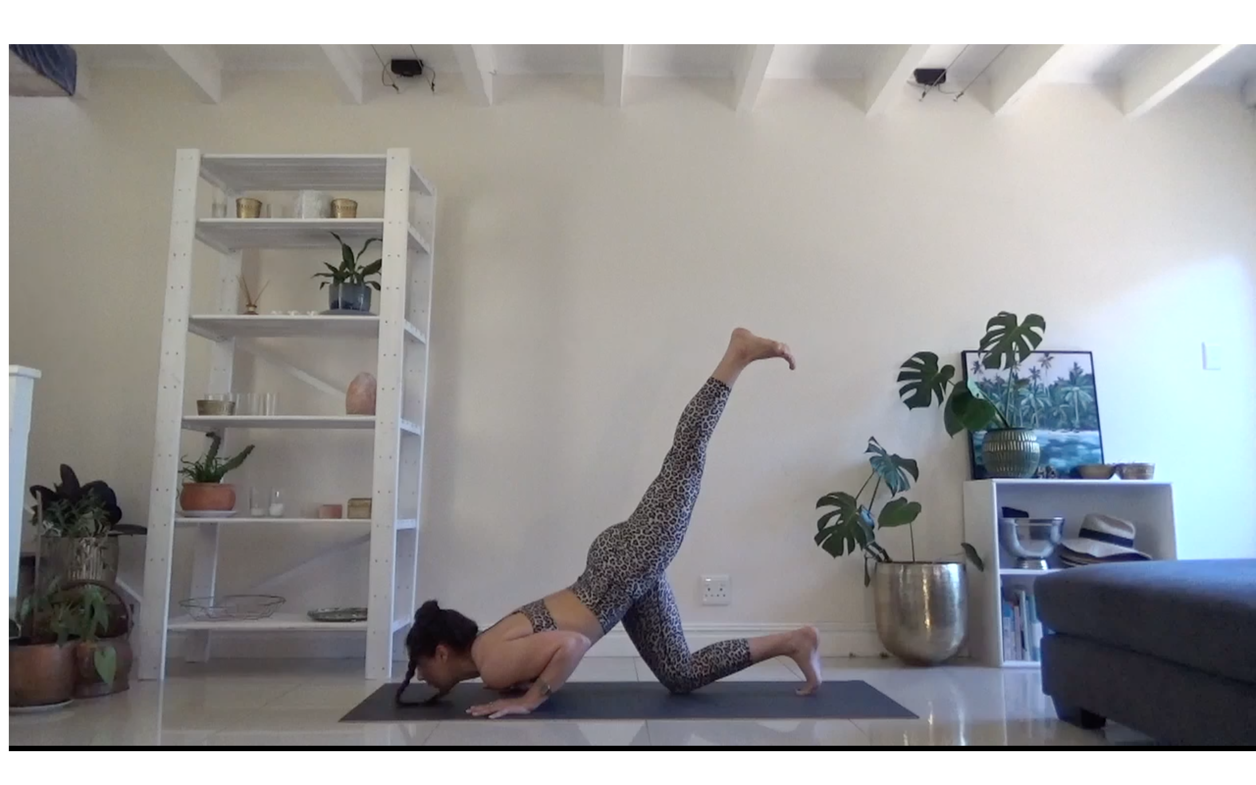 Core Flow | Roxanne