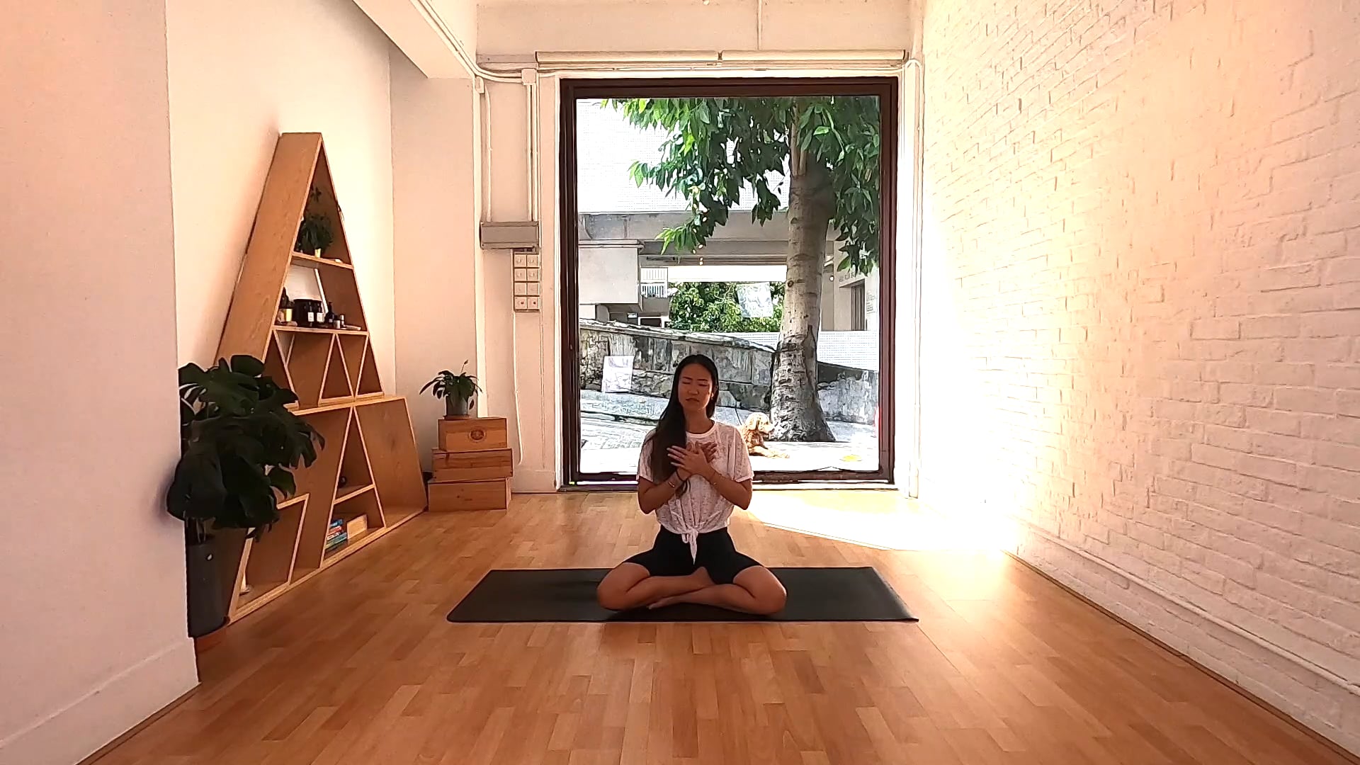 Loving Kindness Meditation I Janith