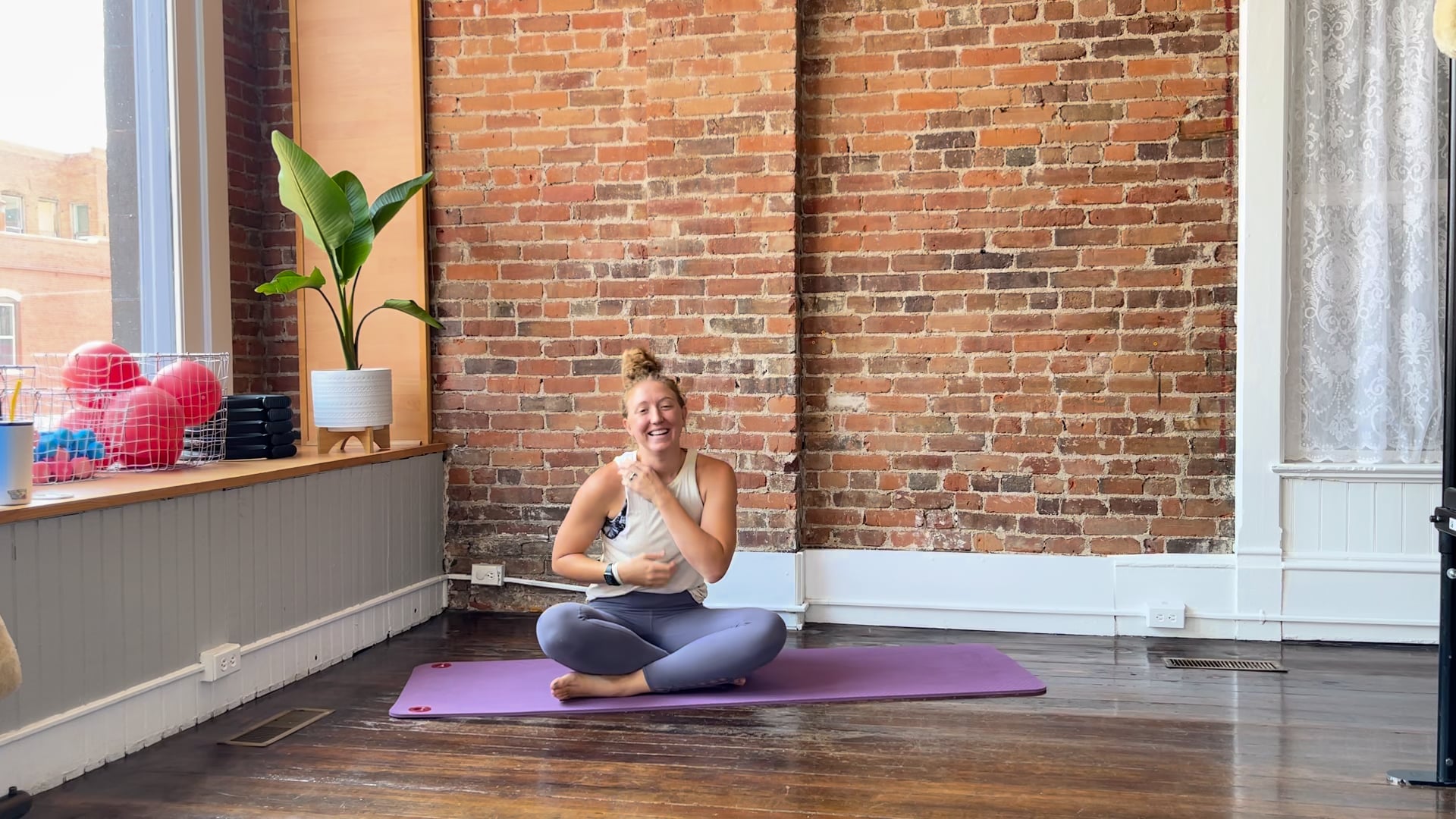 15 min. bring the energy - morning movement