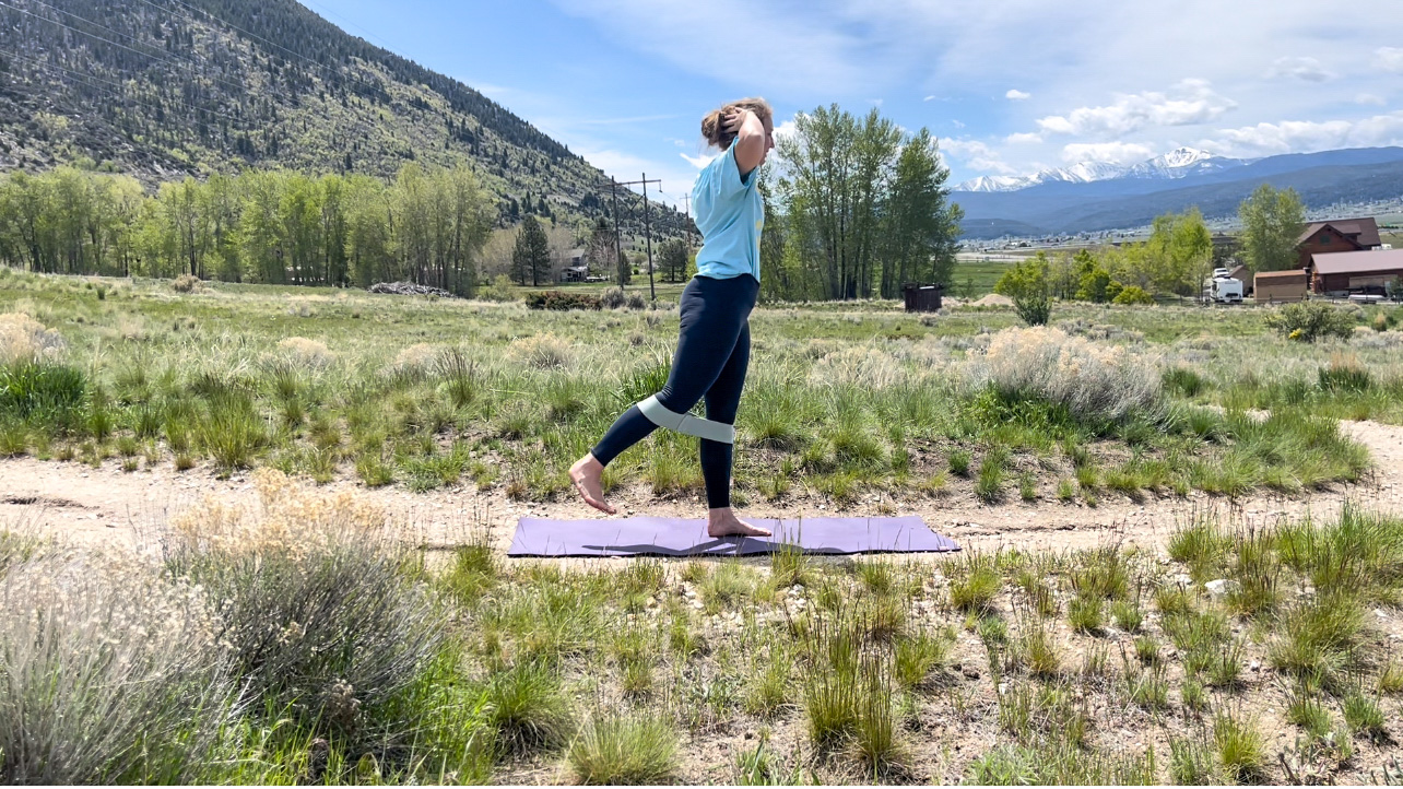9 min. standing energy ⚡️ with resistance band