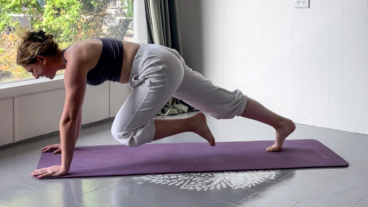 13 min. energizing plank flow