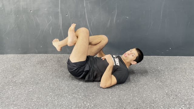 Warm Up Triangle Sit Up