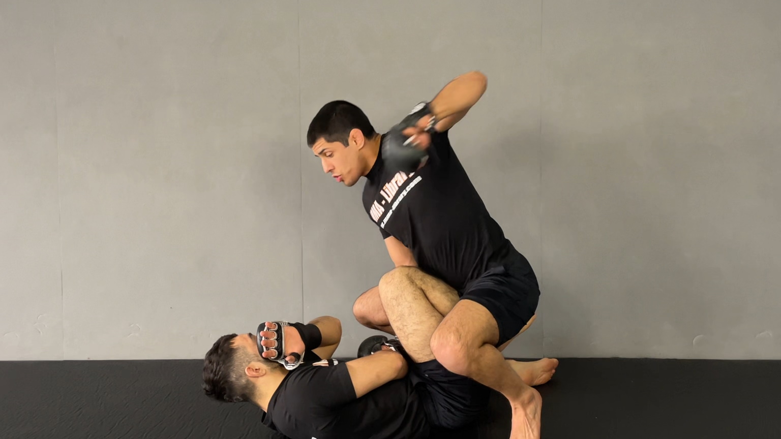 Drill für Open Guard Top Striking 1 