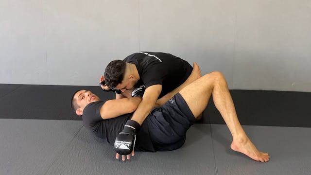 Movement for Ellbow Knee Escape 