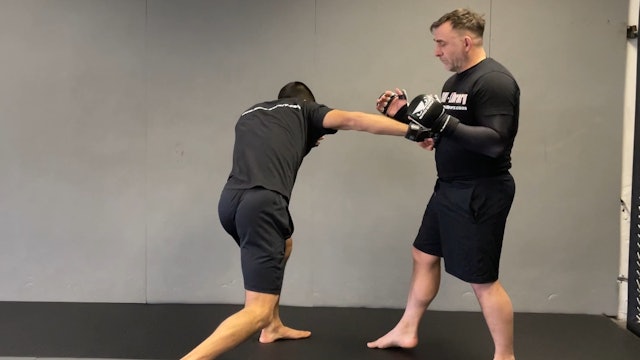 DRILL FOR BLITZ OFFENSIVE JAB&POWERHAND TO BODY