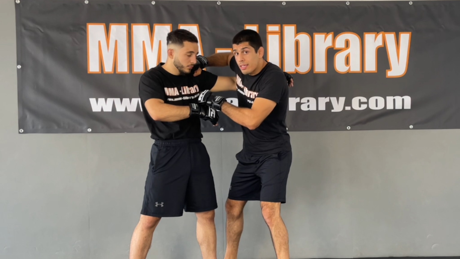 Drill für Bodylock Offense Entry With Punches 1