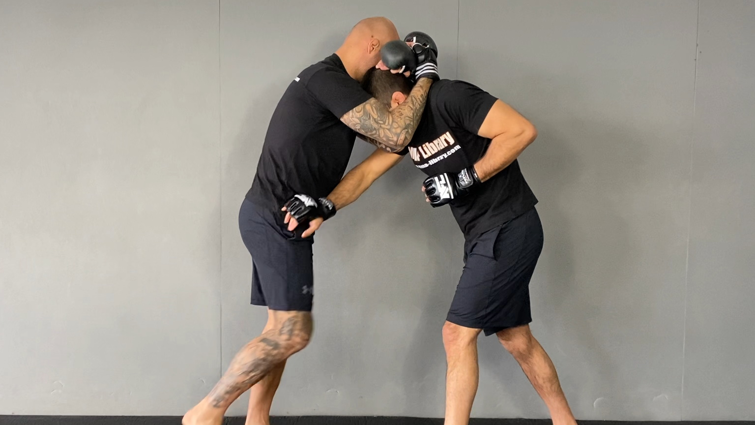 Drill für Thai Clinch Escape Head Down