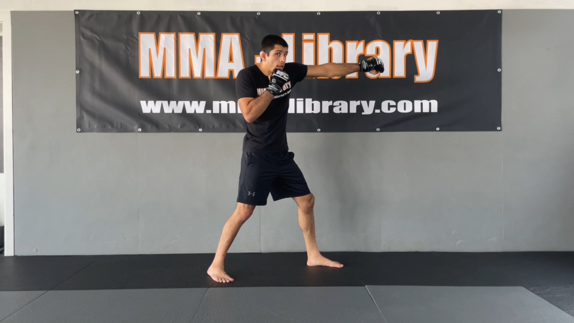 Drill für Basic Diagonal StepOut Jab&Powerhand