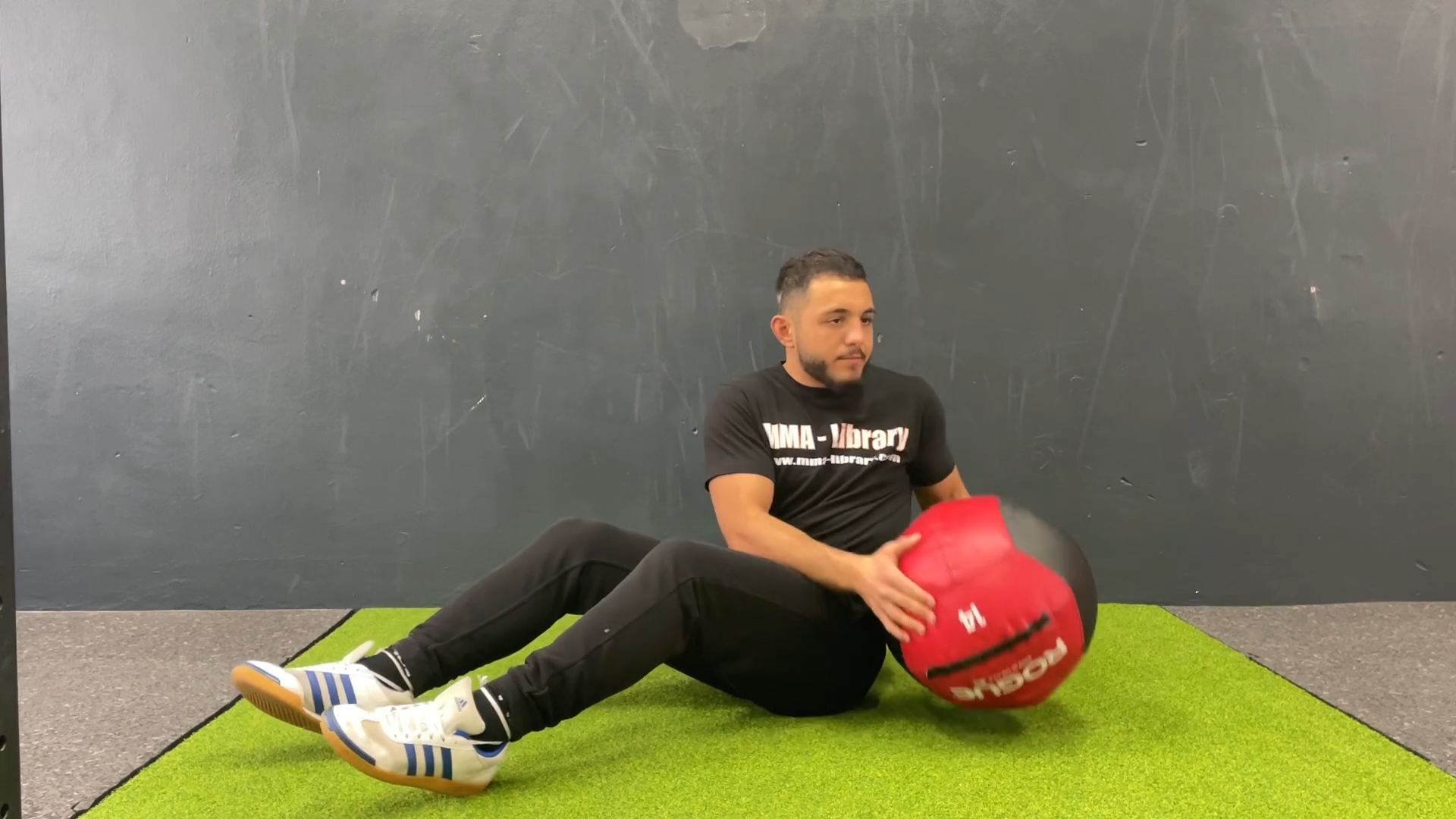 RUSSIAN TWIST (MedBall)