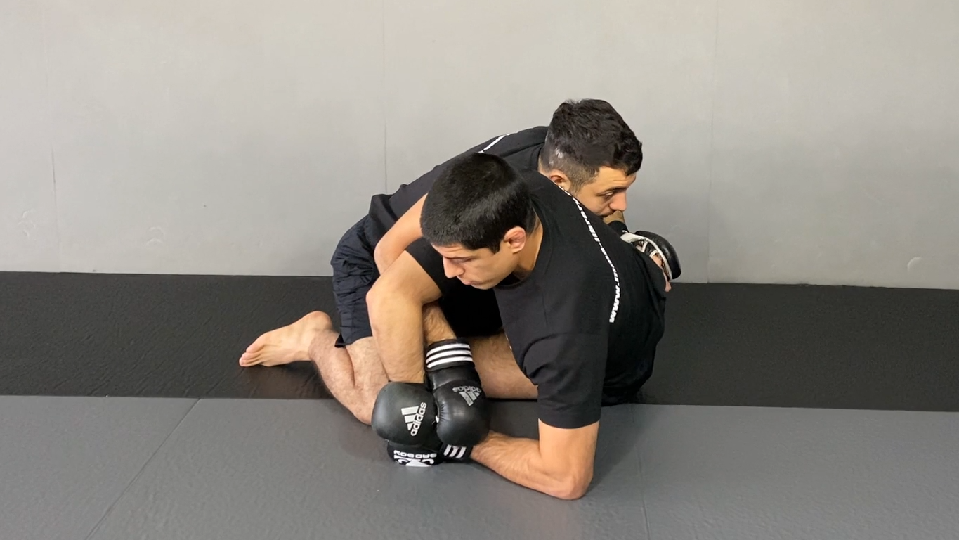 Drill für Half Guard Bottom Kimura 1