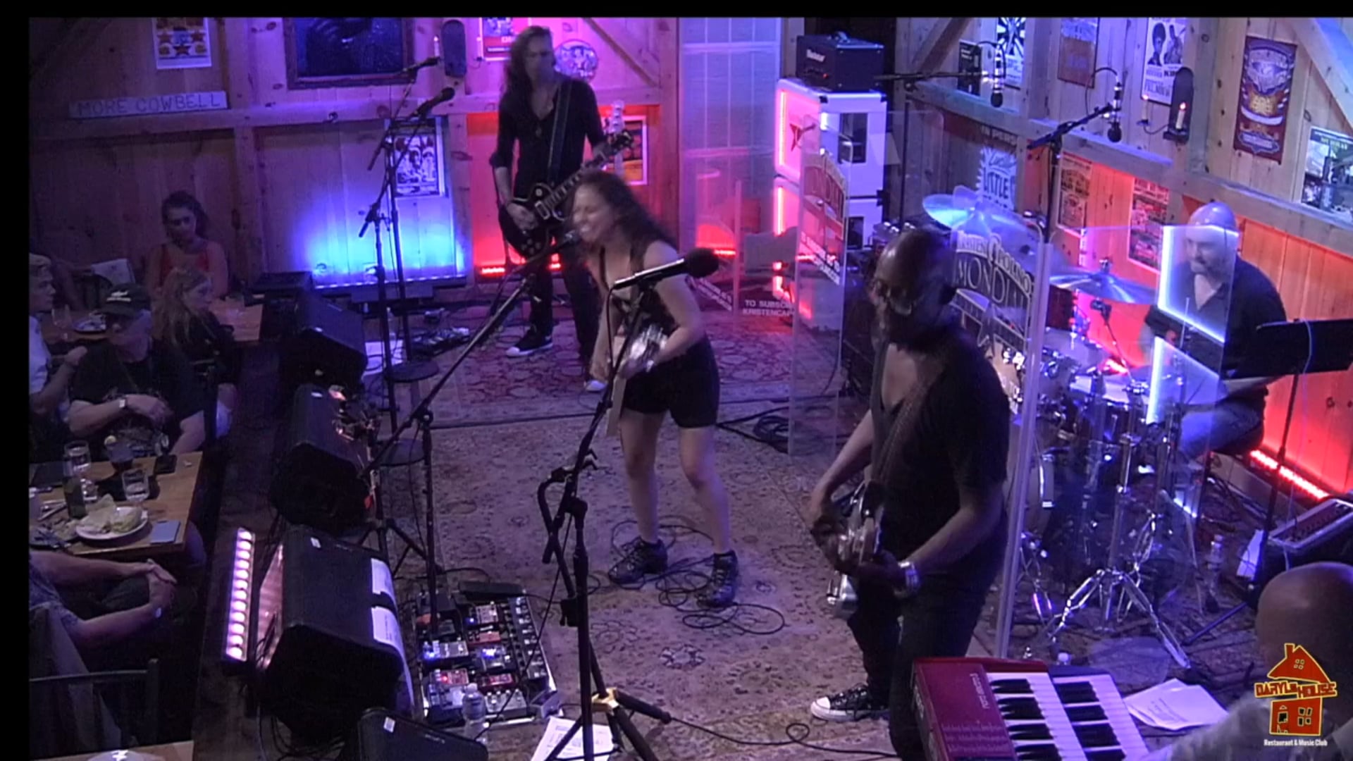 Mondial V Burning Sky 