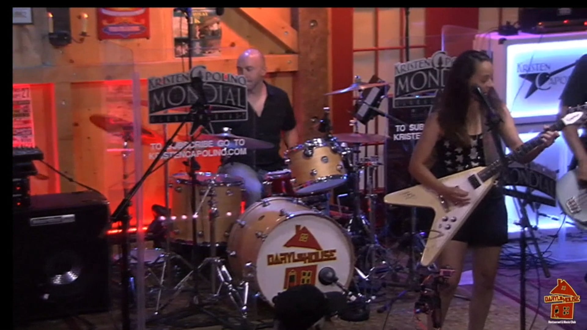 Mondial V Anthem : More Than a Memory