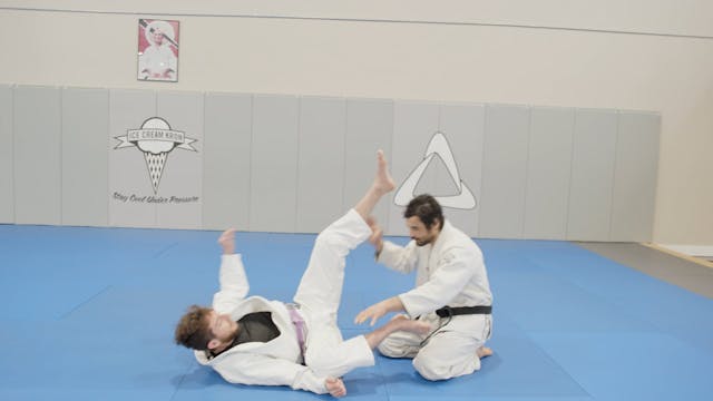 Single Leg Scoop Pass