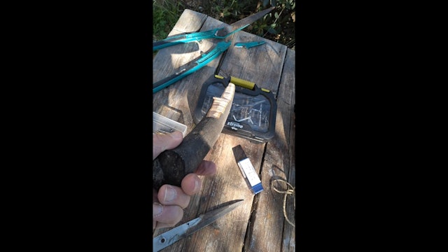 2 Random - Making a Rough Farm Knife