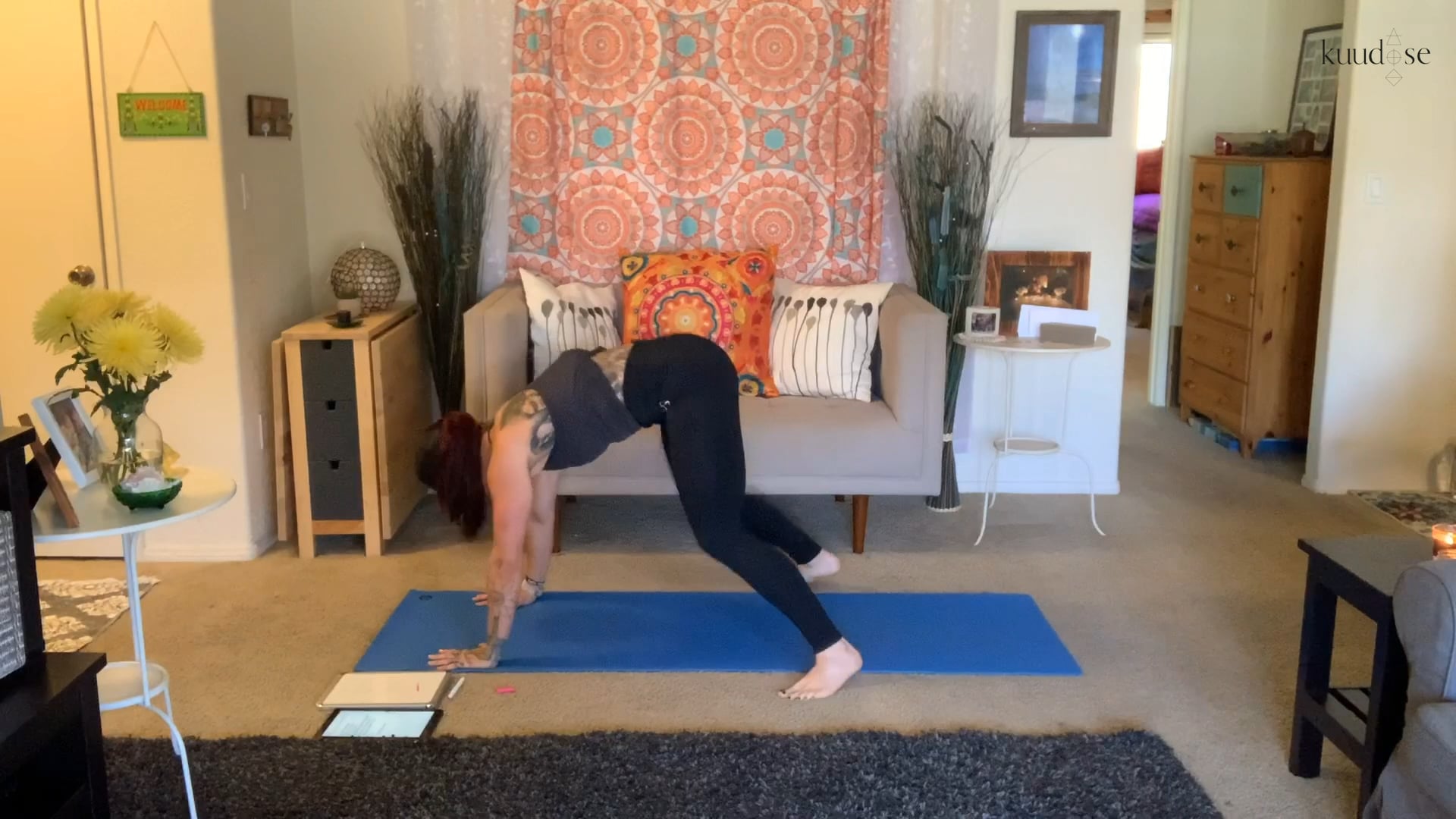 20 Minute Lower Body Burner with Dance, Plyo, and Yoga