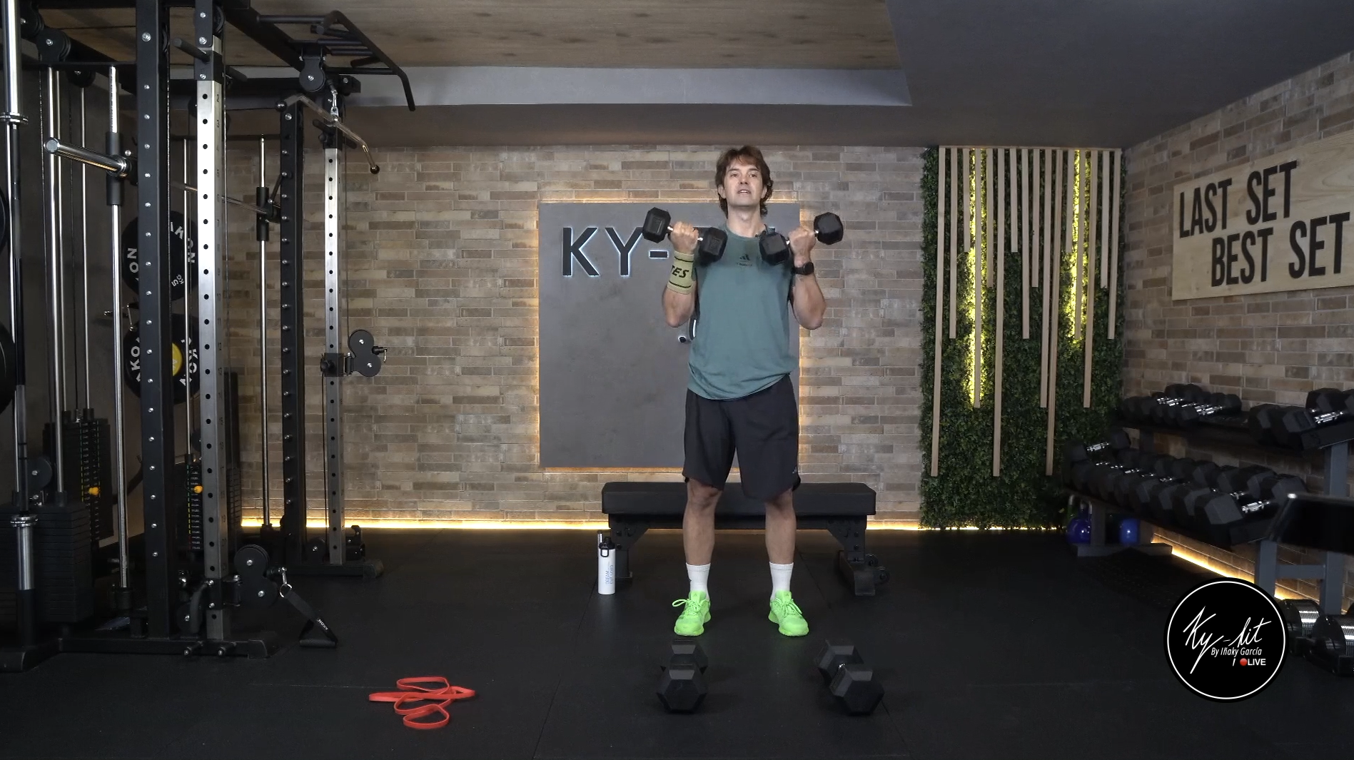 ACCESORIO BRAZOS - 30 MIN - NOVIEMBRE 2025