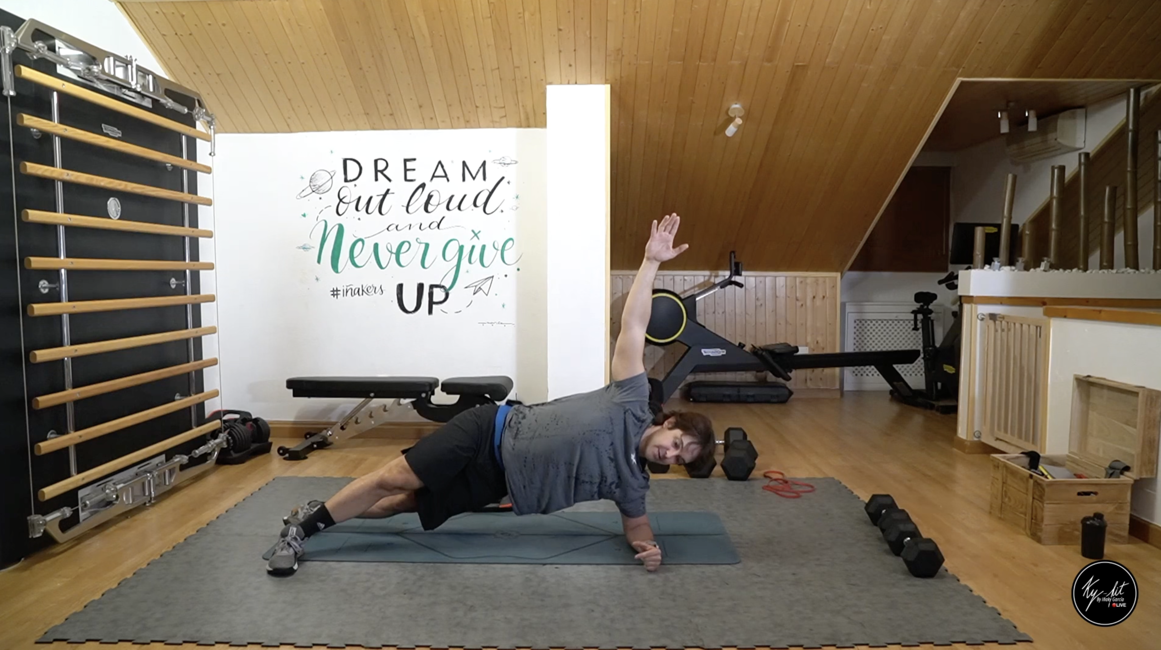 DÍA 04 - CON MATERIAL - VACACIONES 2023