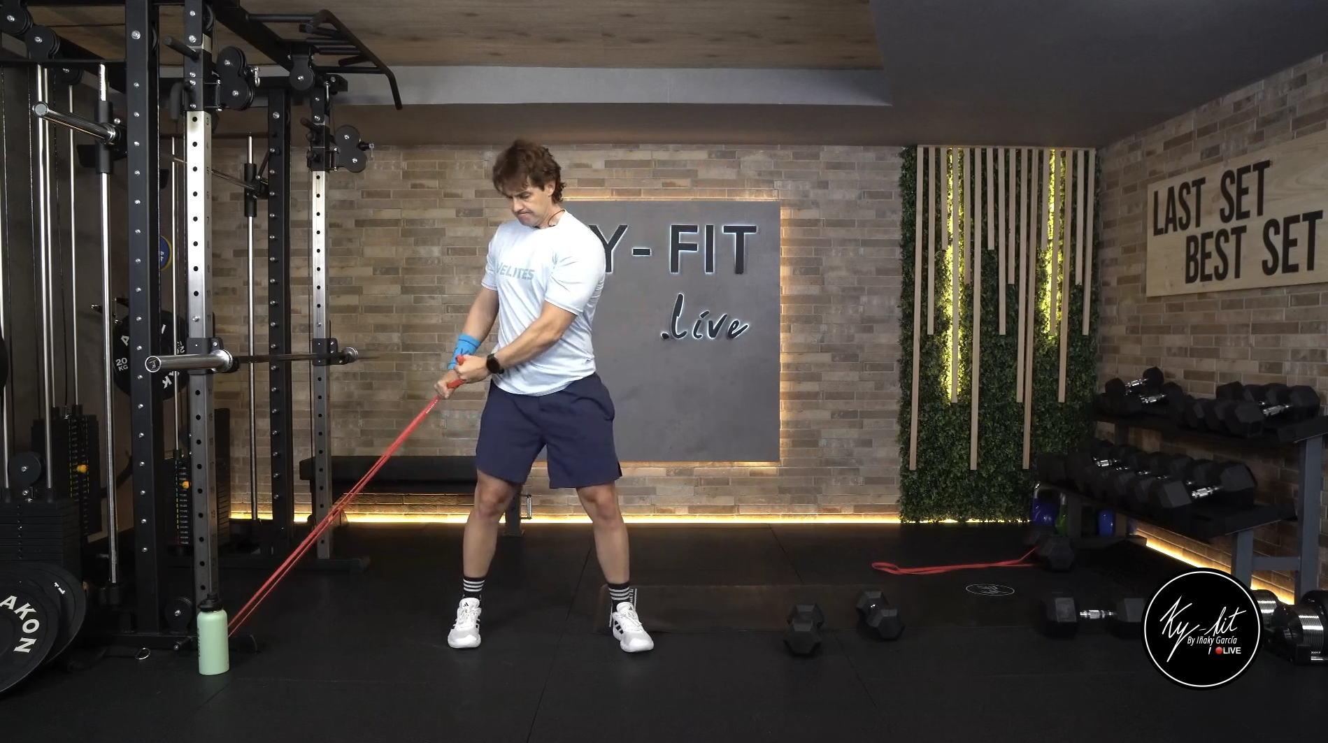 FUERZA - 495 - 15/12/25