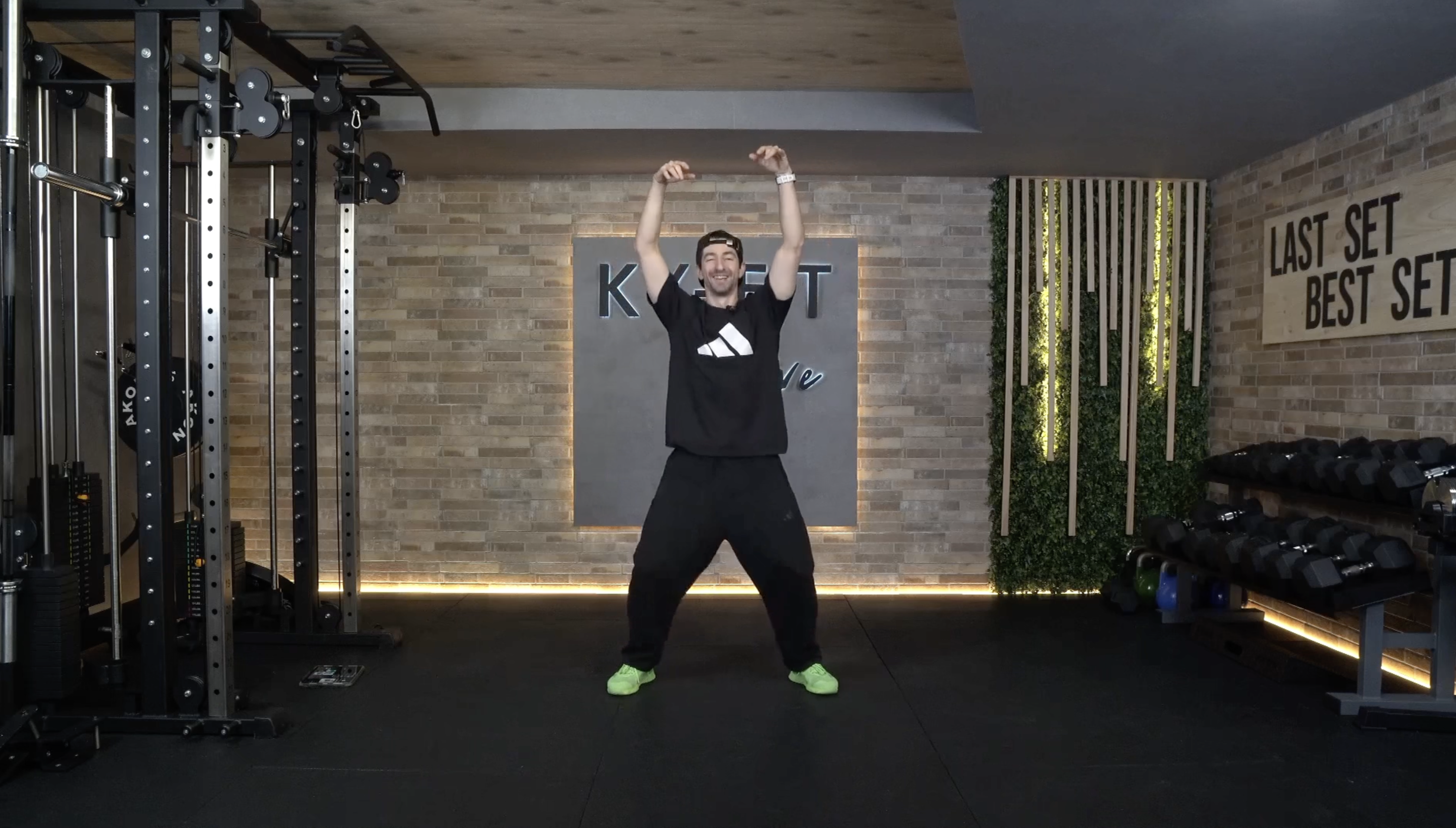 BAILE CON MARIO - 02