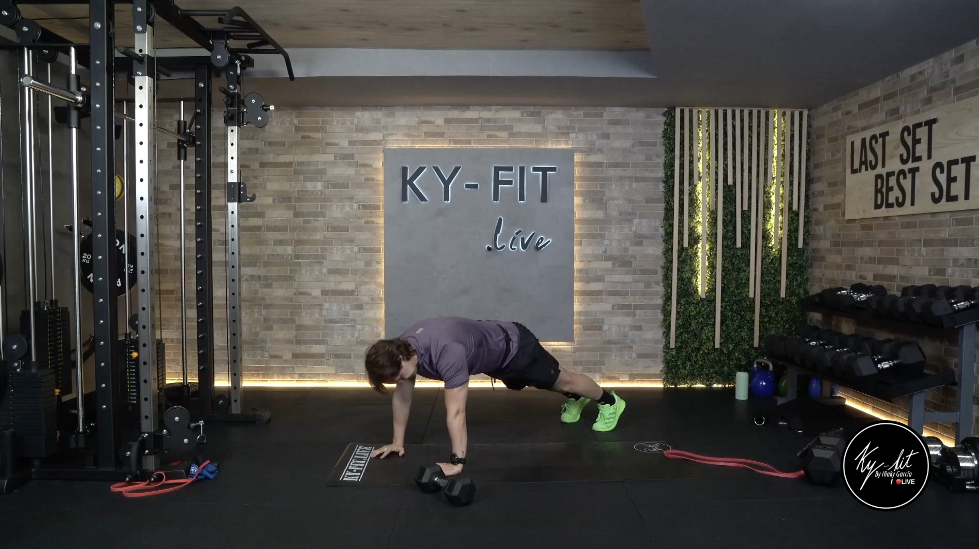 ENDURANCE - 204 - 11/12/25