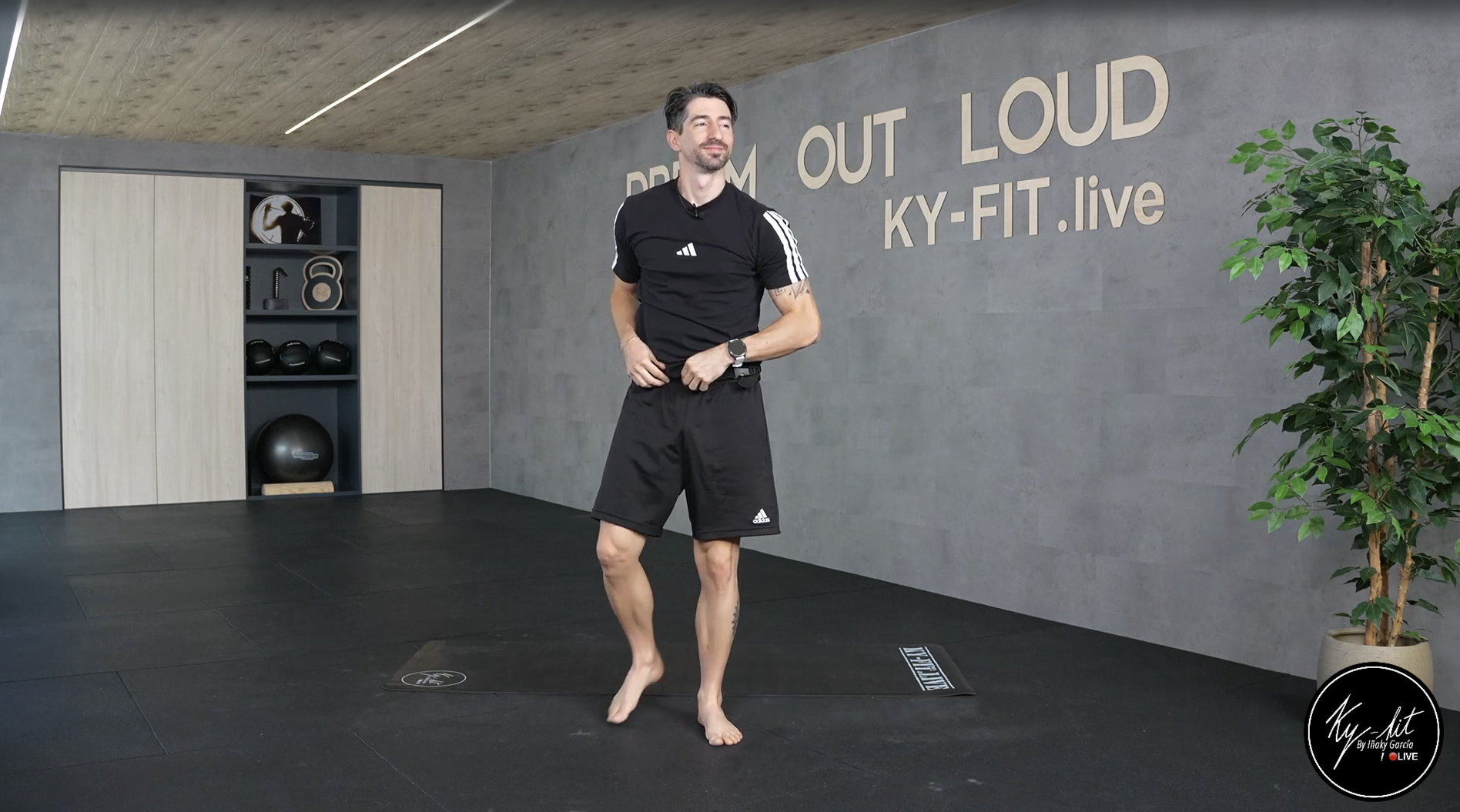 MOVILIDAD Y ESTIRAMIENTOS - 126 - NOVIEMBRE 2025