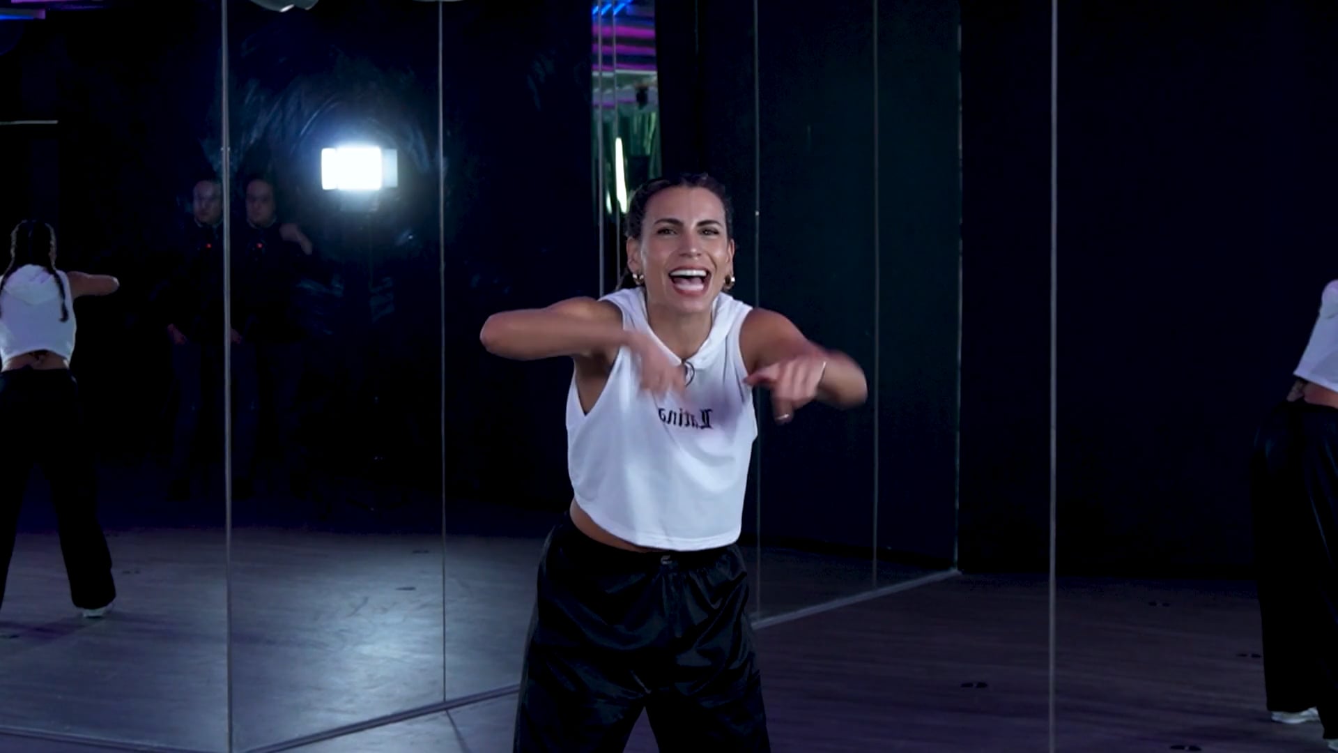 POWER MOVES + STEP BY STEP "PANTIES Y BRASIERES"