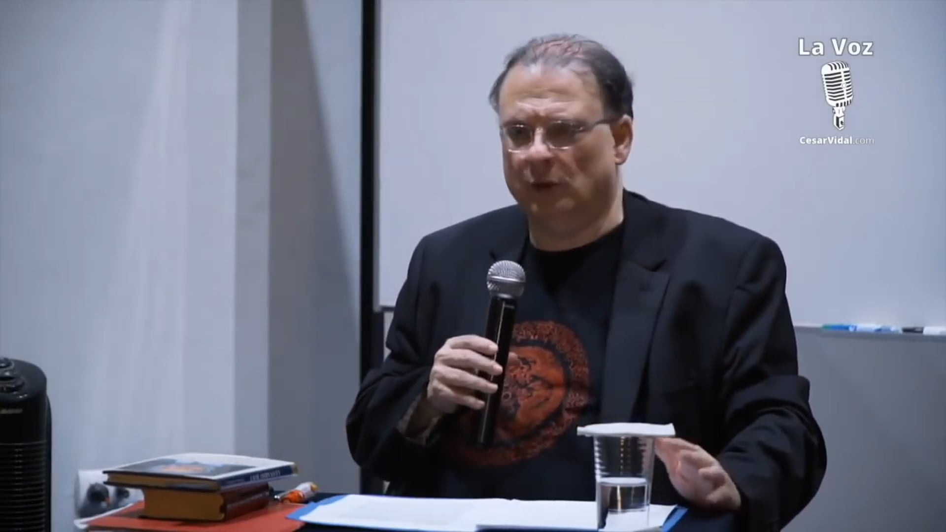 Teología para desp de una g mundial (III). DE LA T DE LA LIBER AL PAPA FRANCISCO