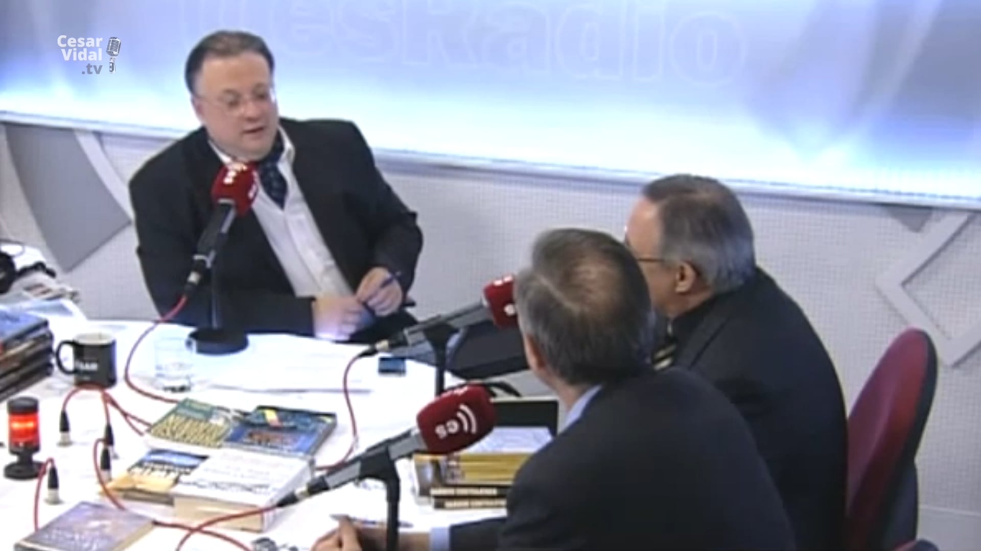 Entrevista de César a Antonio Martínez y Santiago Escuain - 19/11/2011