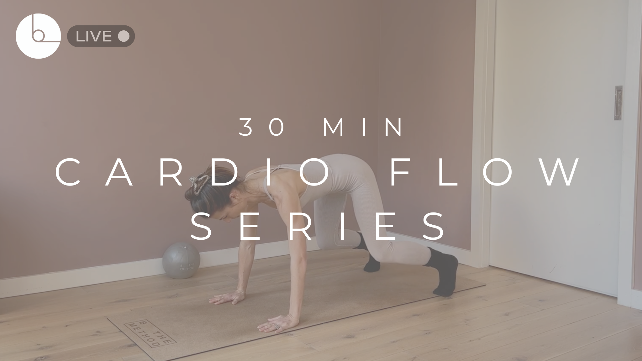 30 MIN : MAT CARDIO SERIES