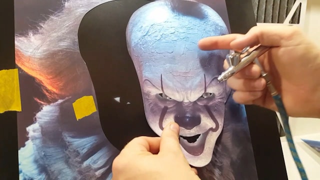 Airbrushing a Custom Clown Part 1