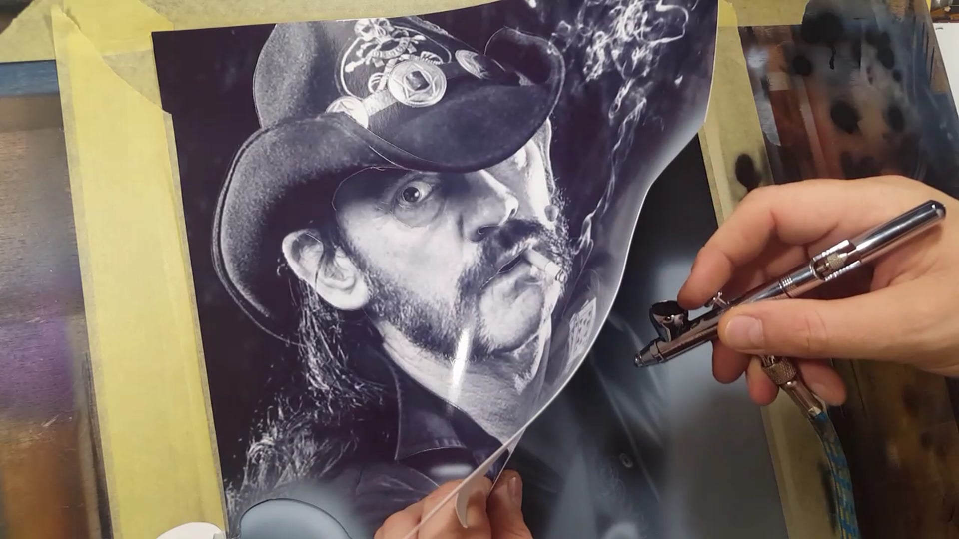 Airbrushing Lemmy (Part 3)