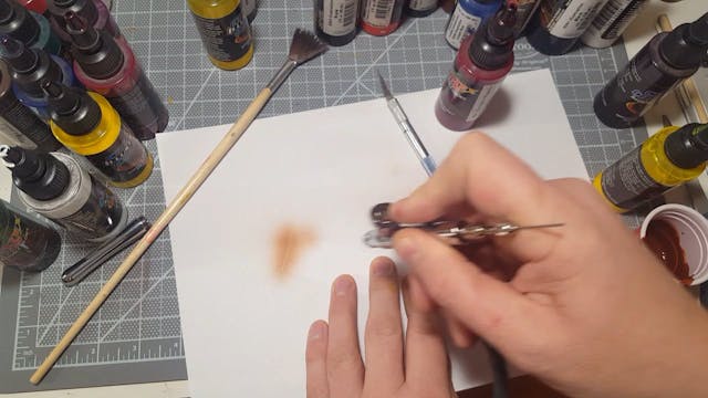 Airbrushing a Bird of Prey (Part 5)